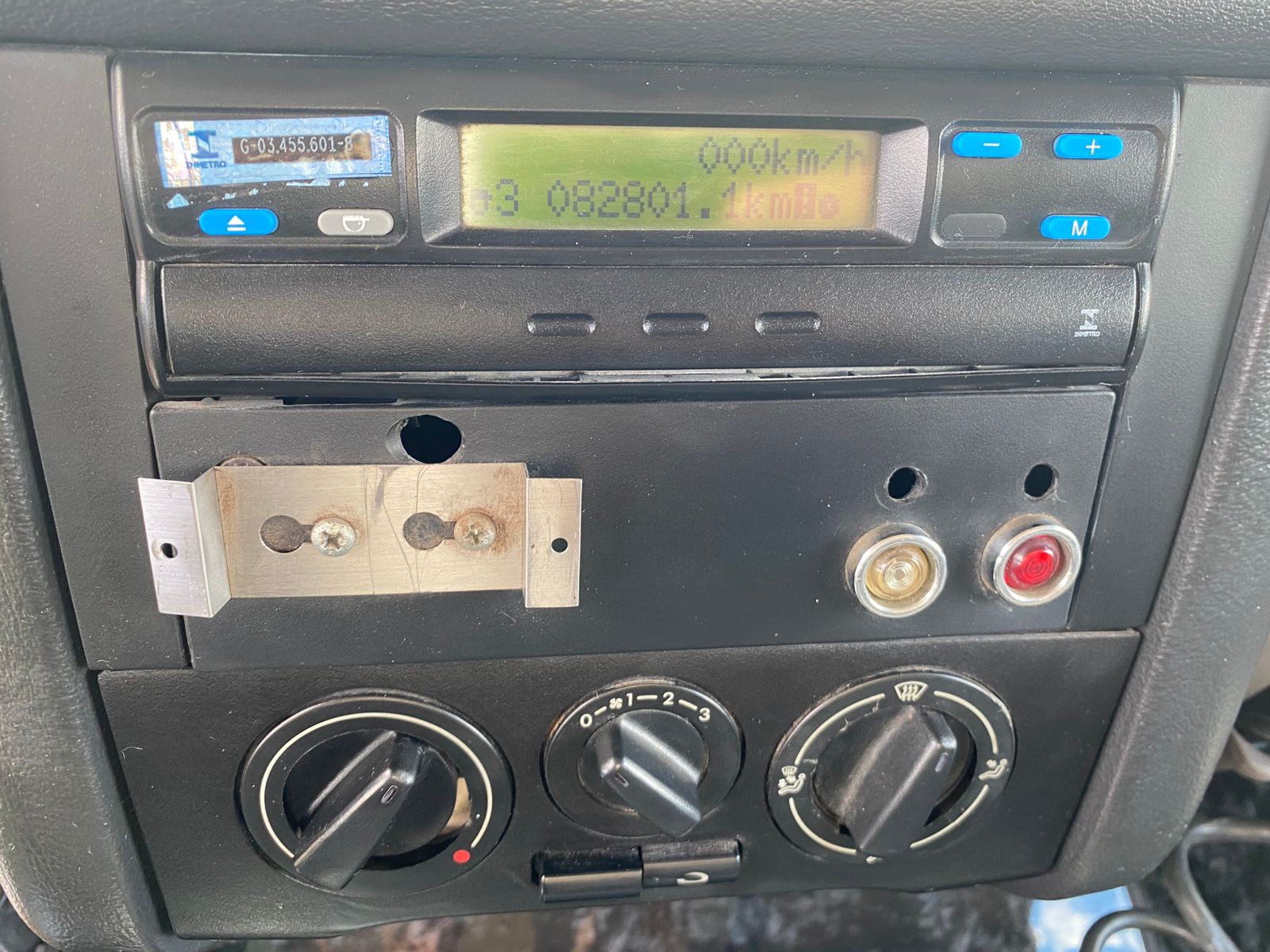 VW 13160 6X2 - Imagem 20