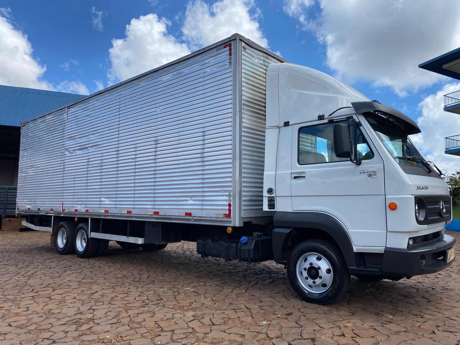 VW 13160 6X2 - Imagem 4