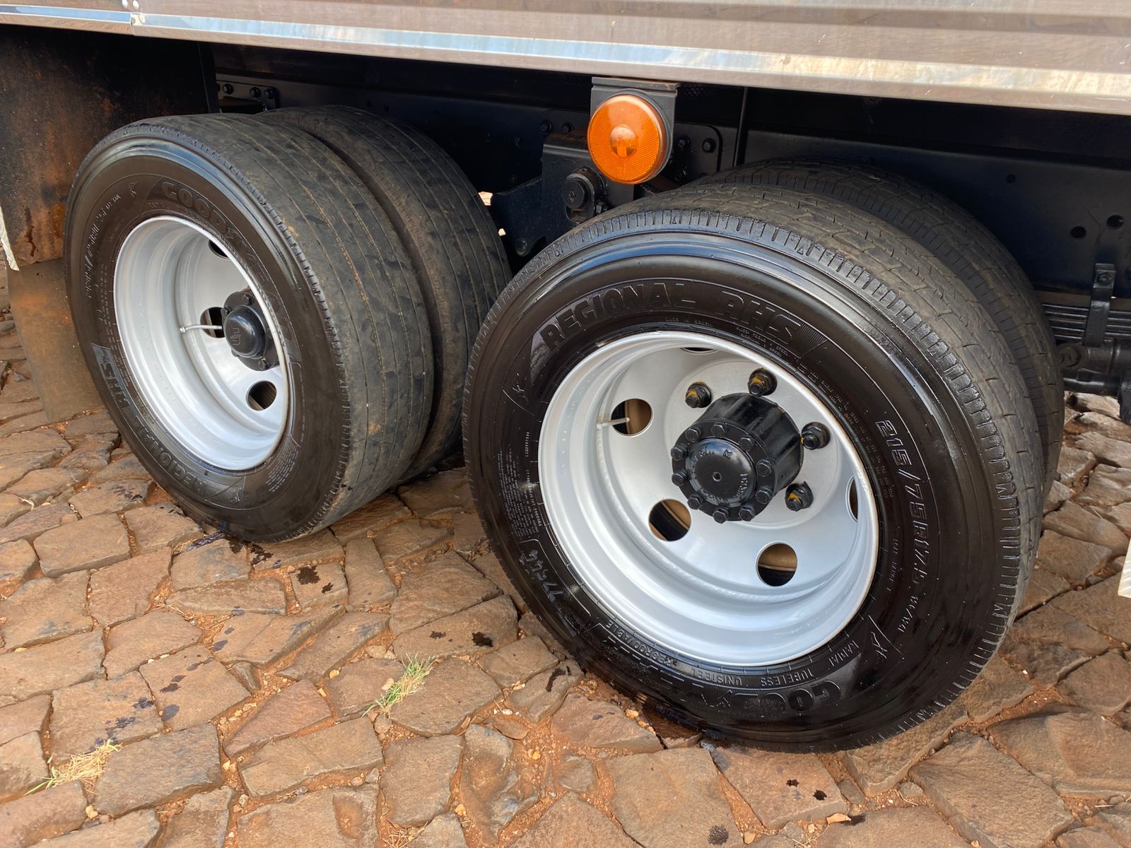 VW 13160 6X2 - Imagem 7