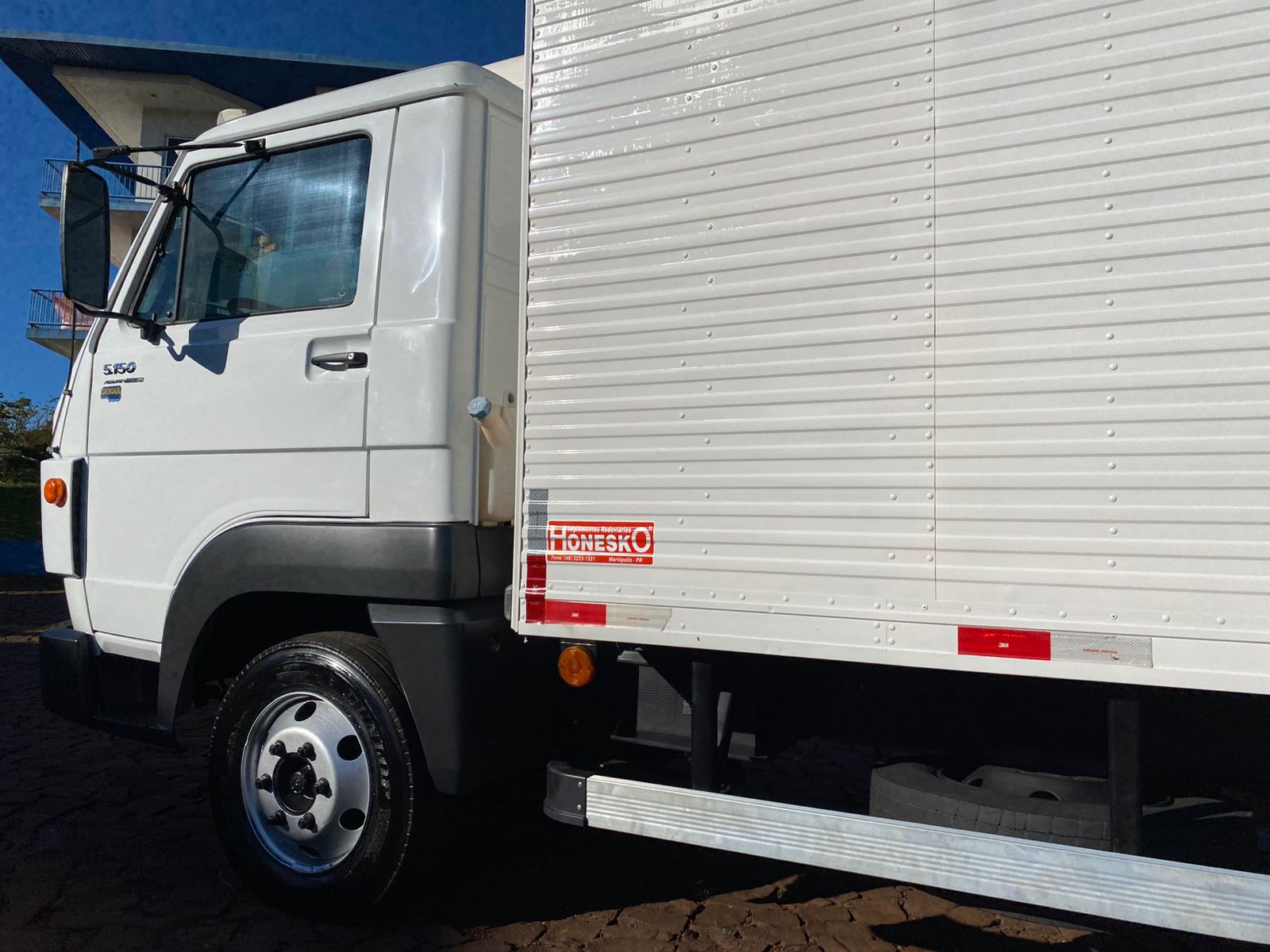 VW 5150 4X2 COM BAU - Imagem 11