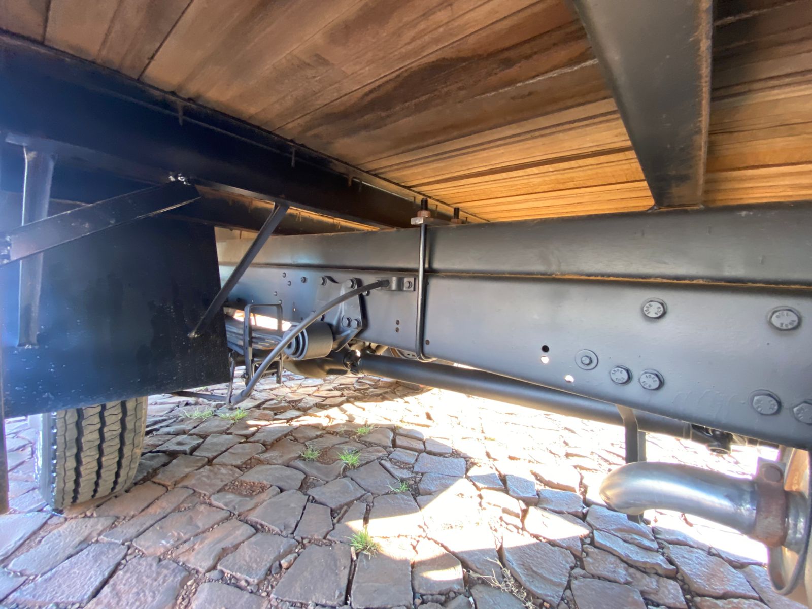 VW 5150 4X2 COM BAU - Imagem 7