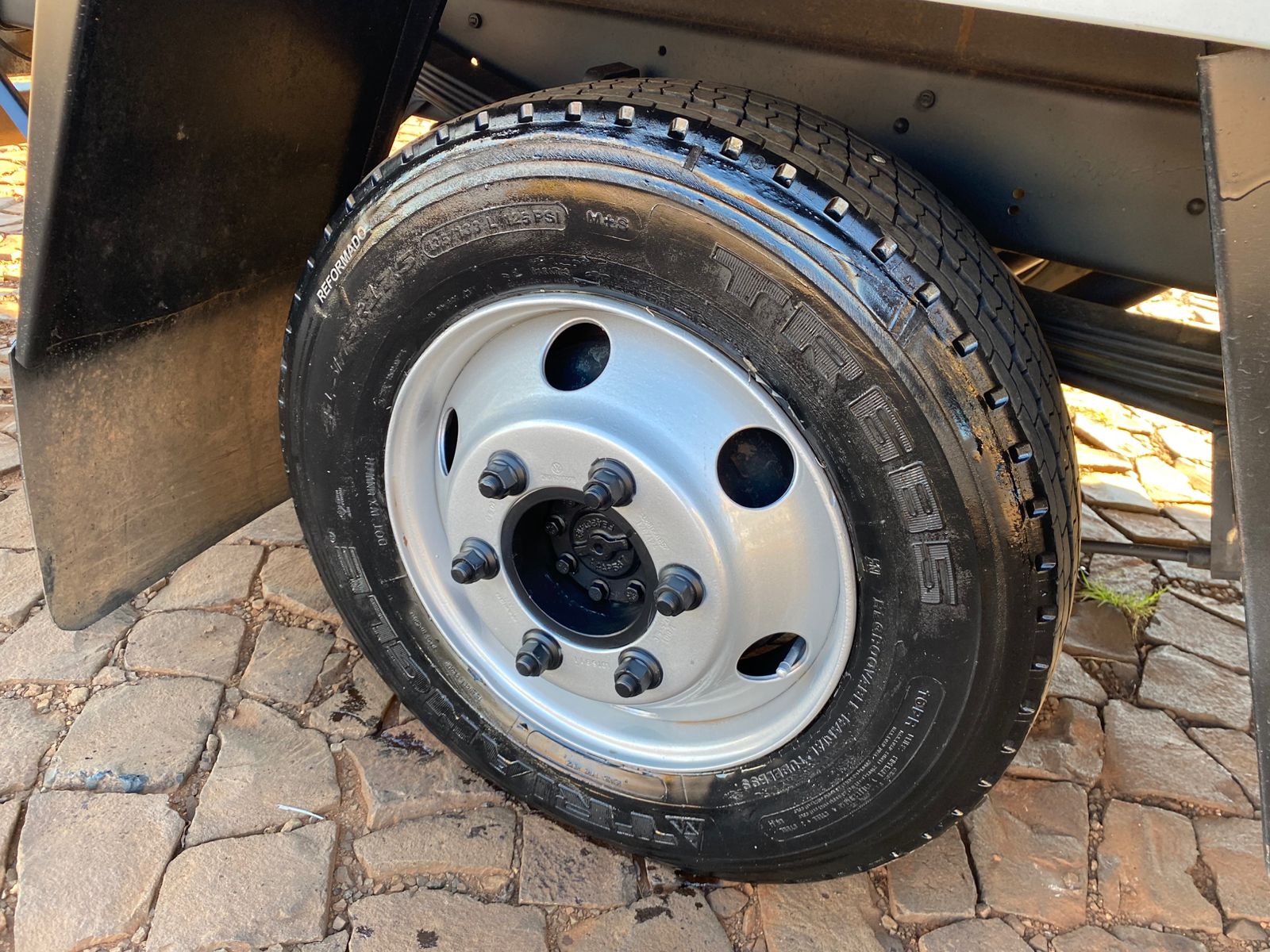 VW 5150 4X2 COM BAU - Imagem 8