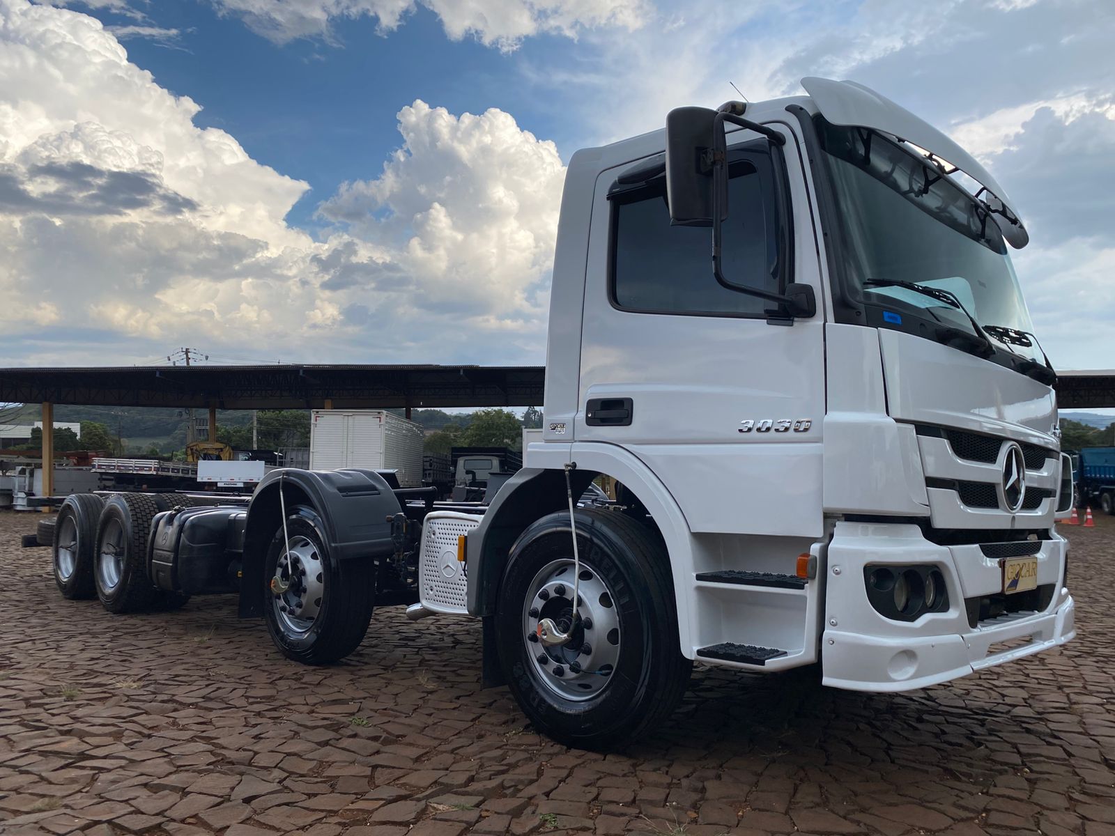 MB ATEGO 3030 8X2 - Imagem 14