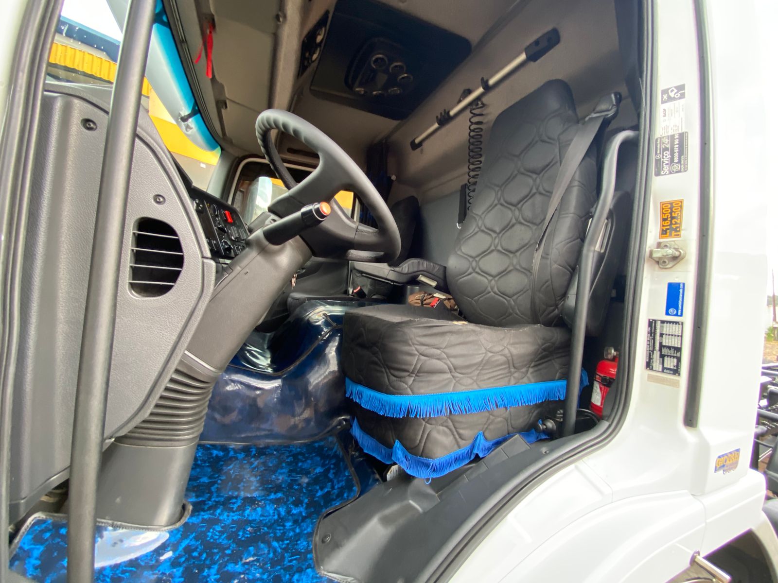 MB ATEGO 3030 8X2 - Imagem 19