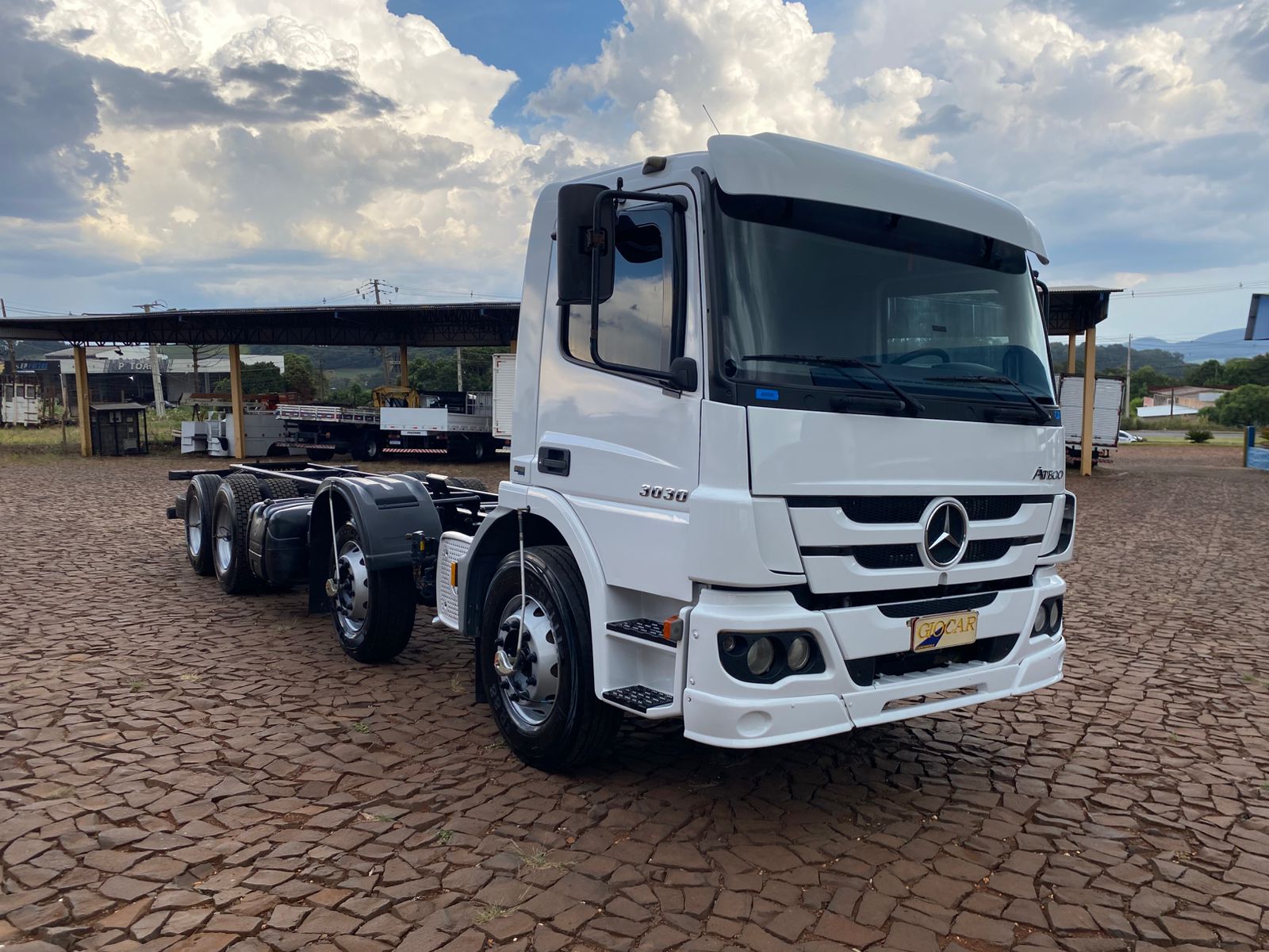 MB ATEGO 3030 8X2 - Imagem 3