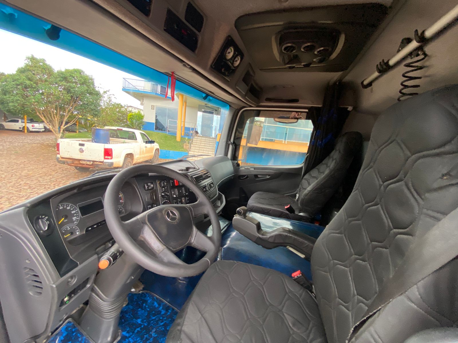 MB ATEGO 3030 8X2 - Imagem 22