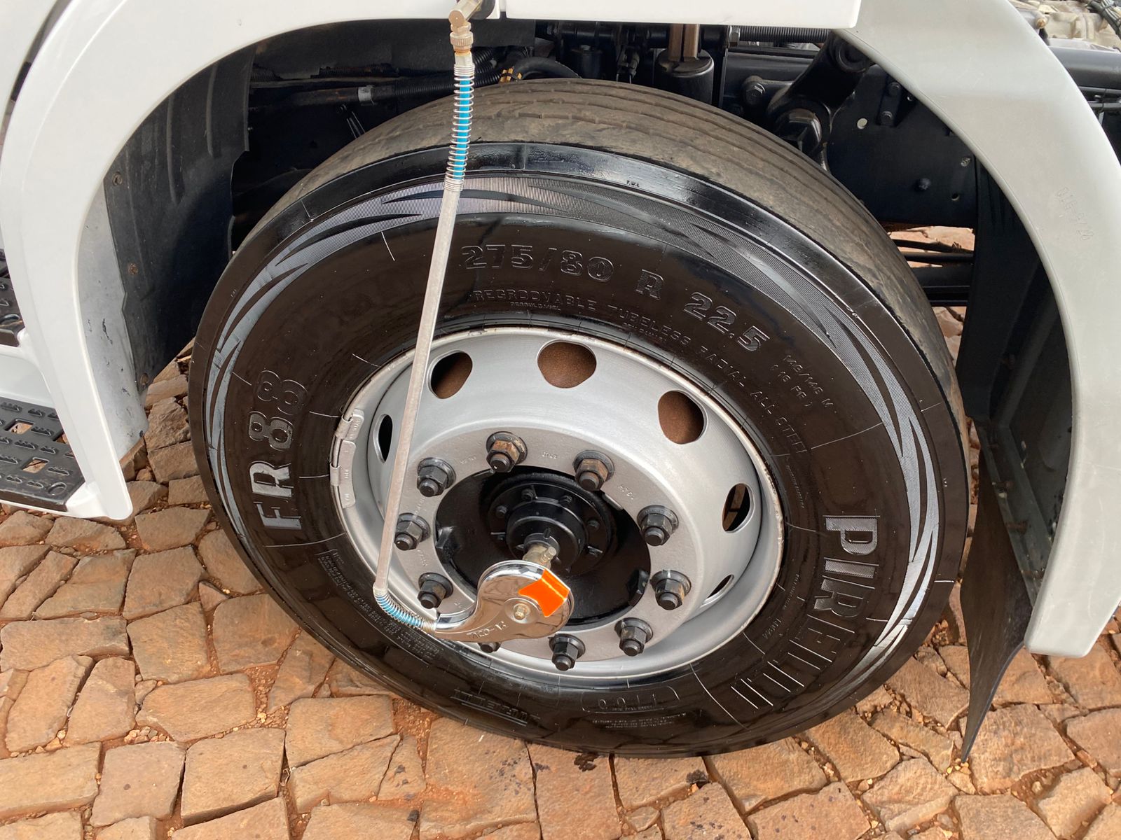 MB ATEGO 3030 8X2 - Imagem 24