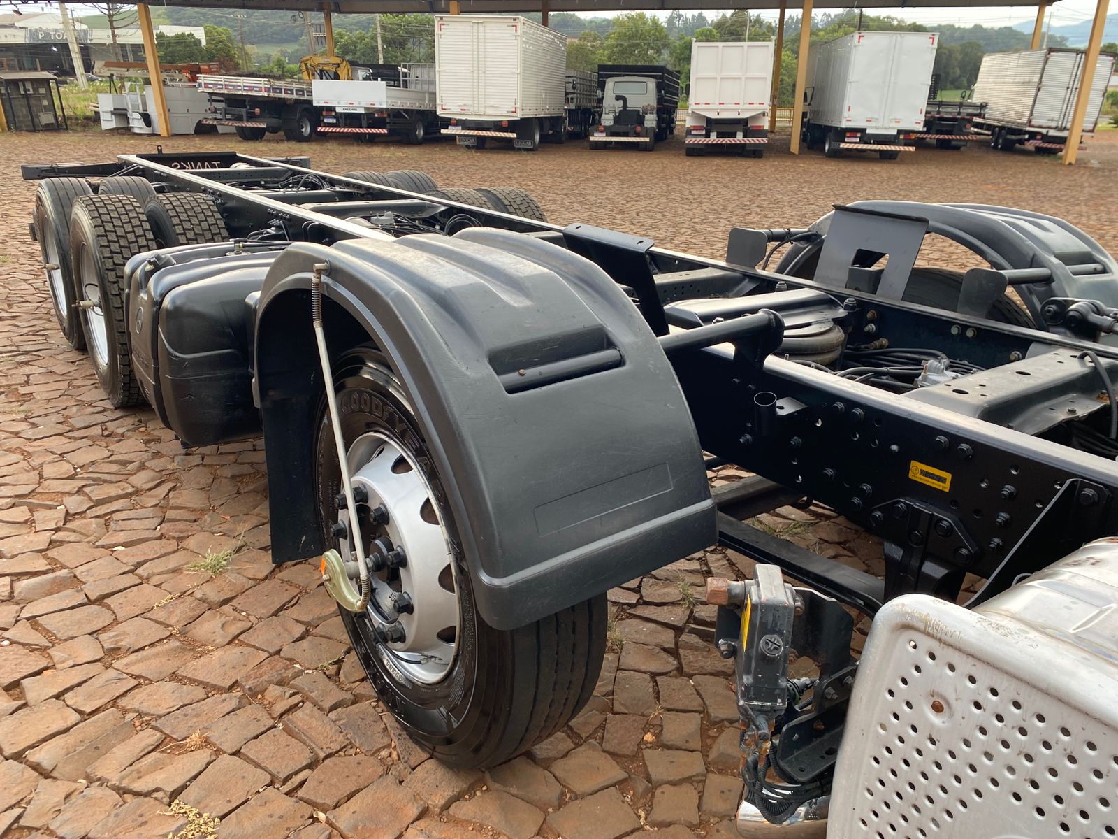 MB ATEGO 3030 8X2 - Imagem 7