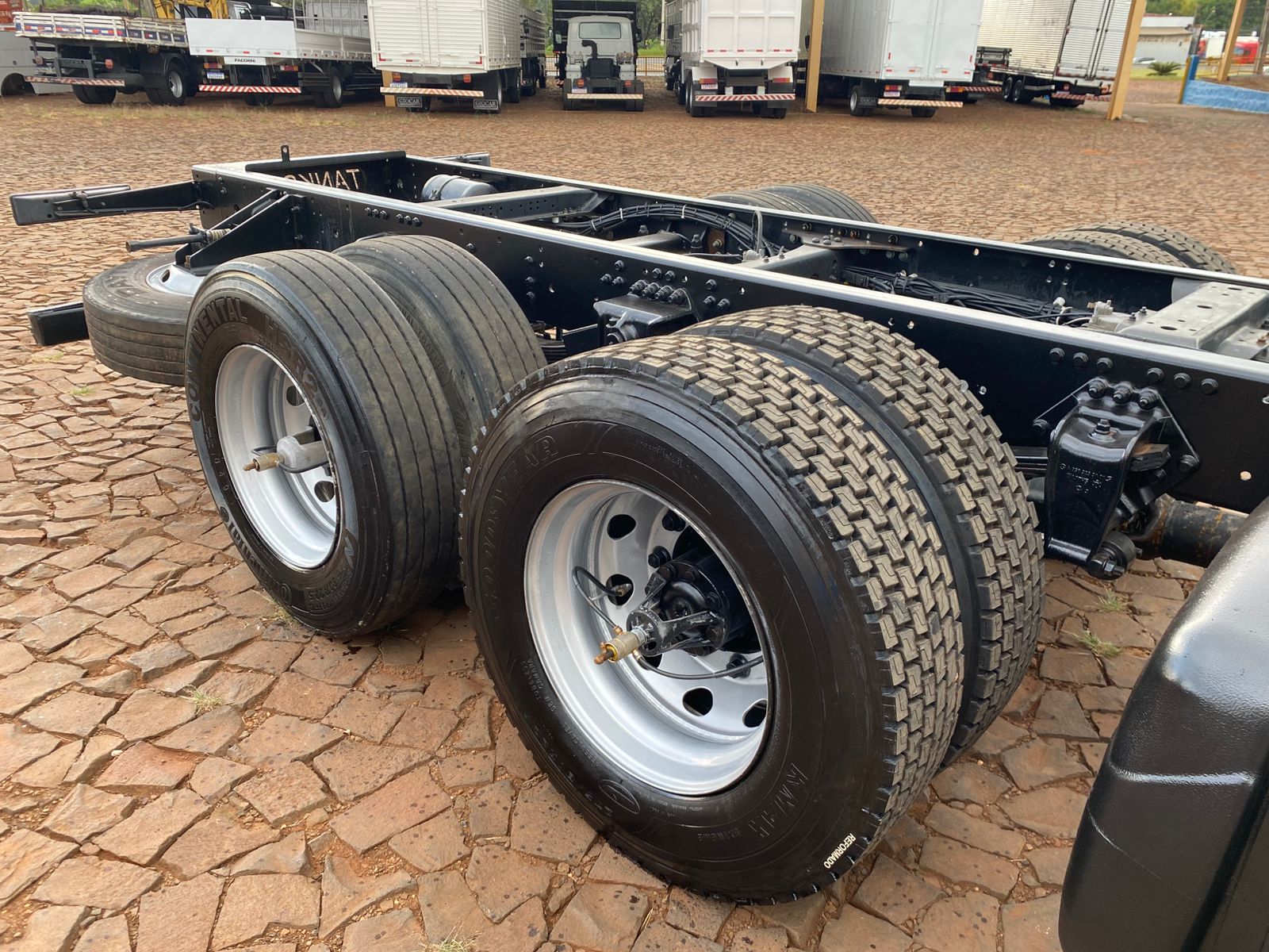 MB ATEGO 3030 8X2 - Imagem 8