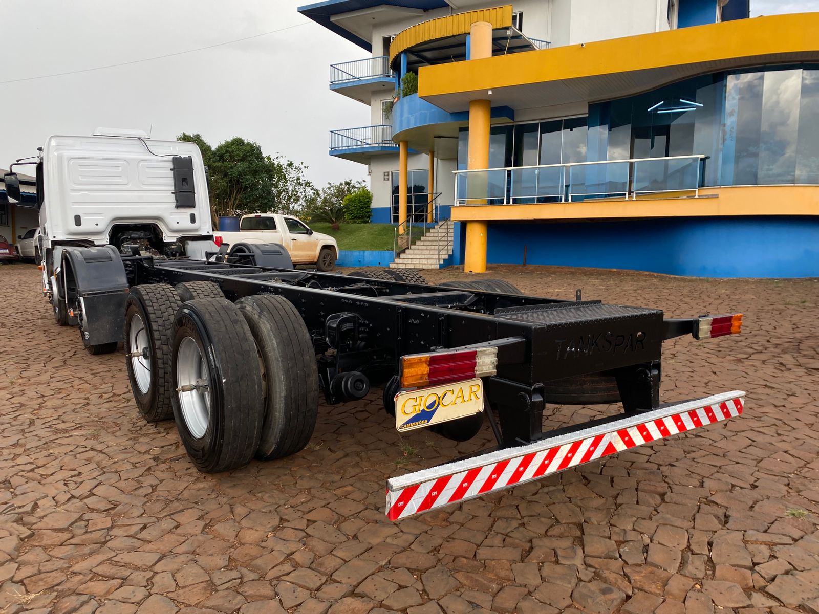 MB ATEGO 3030 8X2 - Imagem 10