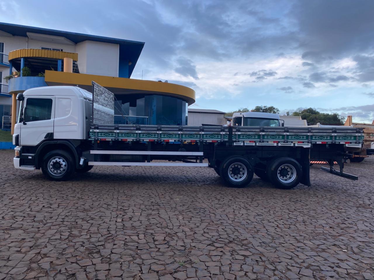 SCANIA P94 260 Cabine Leito - Imagem 13