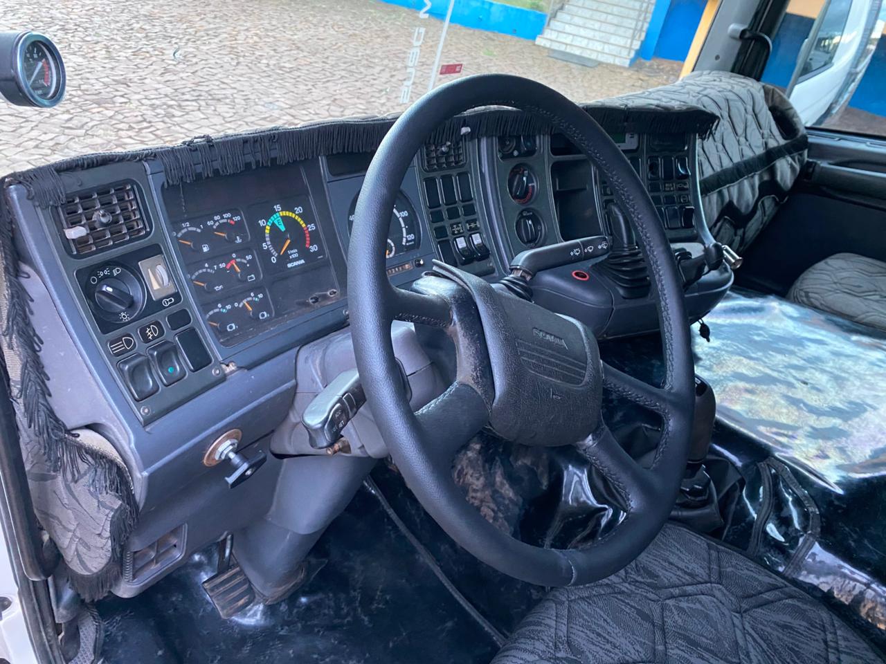 SCANIA P94 260 Cabine Leito - Imagem 24