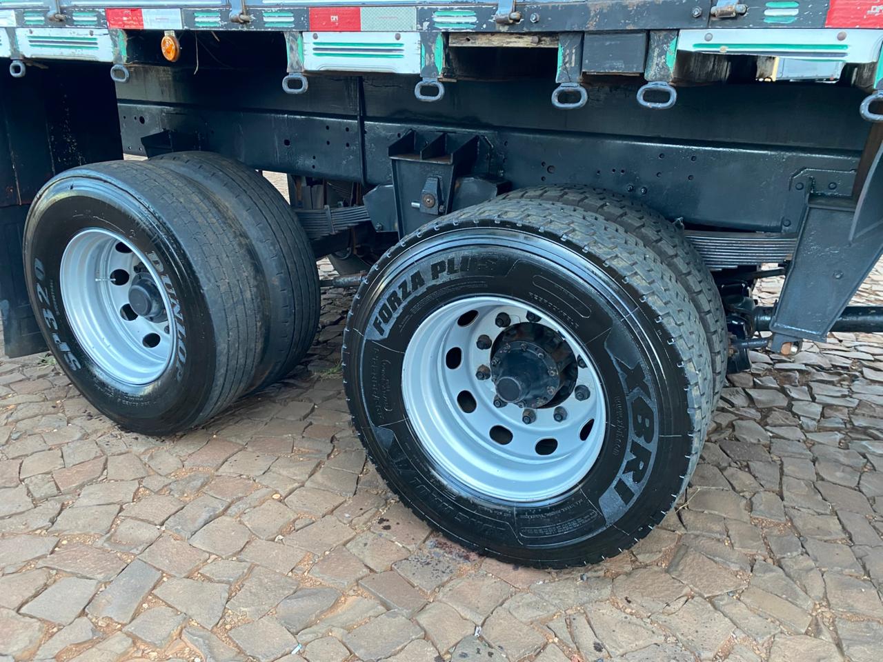 SCANIA P94 260 Cabine Leito - Imagem 8