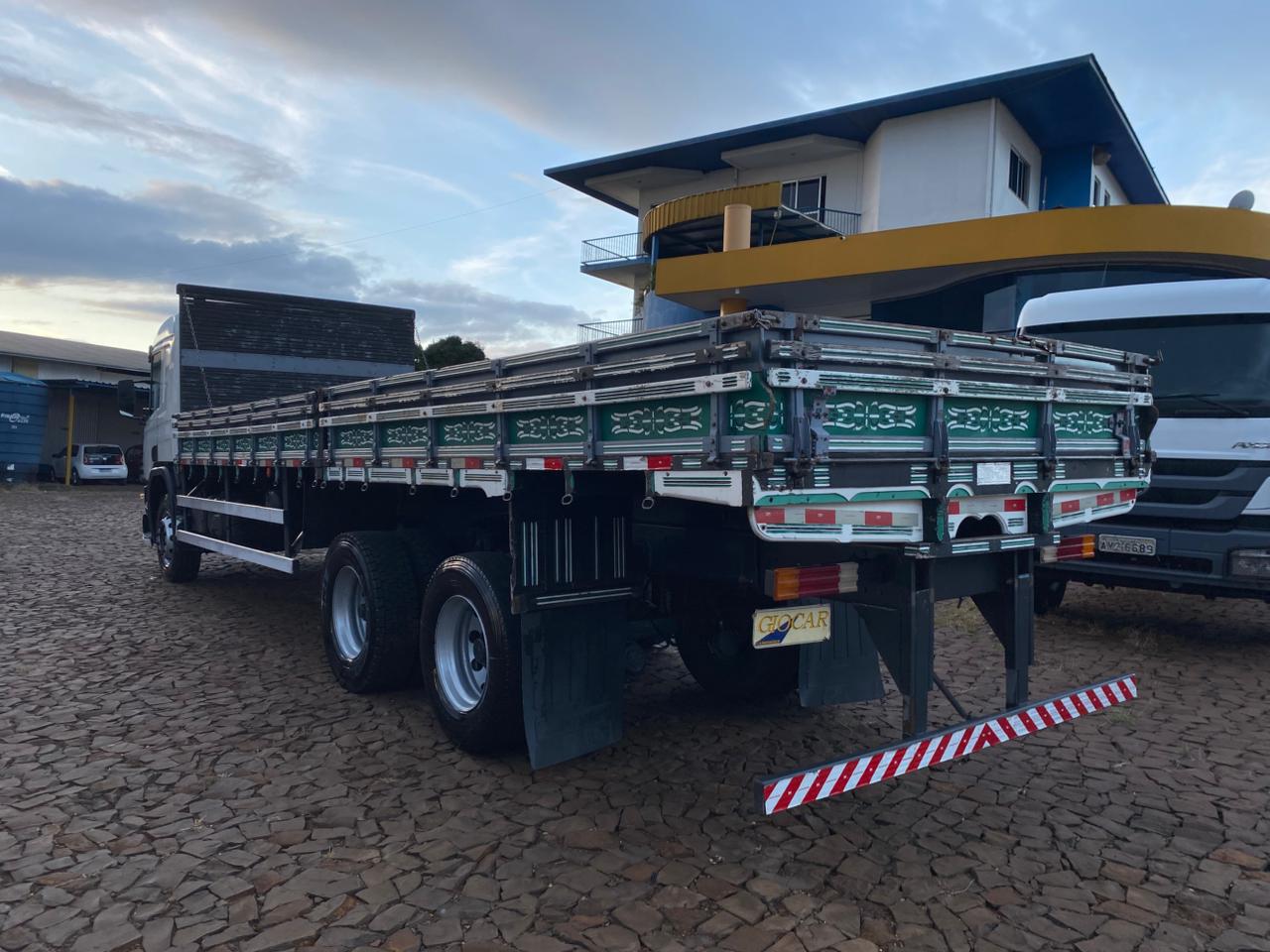 SCANIA P94 260 Cabine Leito - Imagem 10