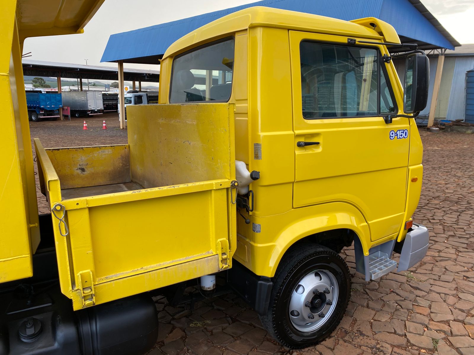 VW 9150 CUMMINS 4X2 Basculante - Imagem 11