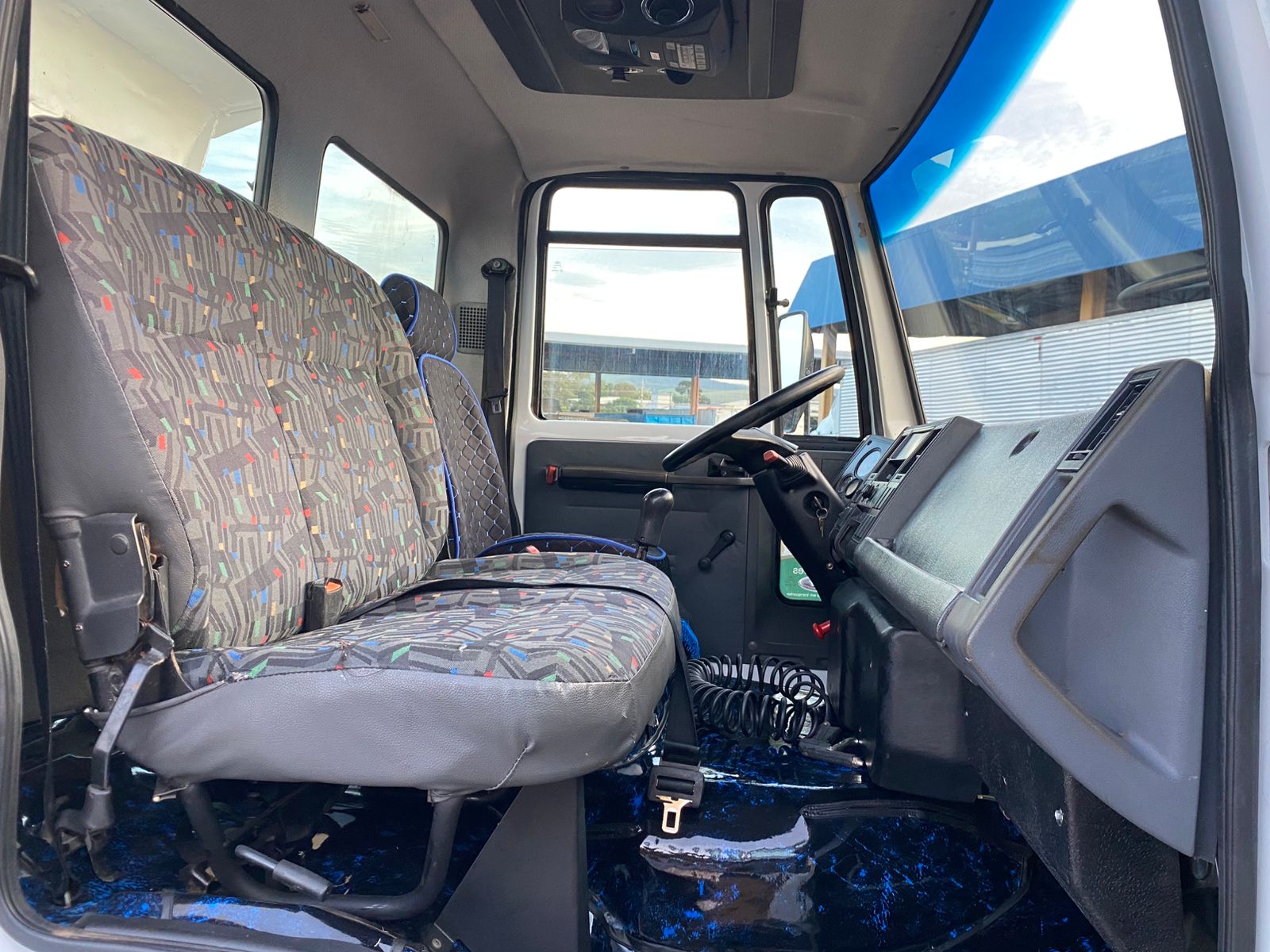 CARGO 1717 4X2 - Imagem 29