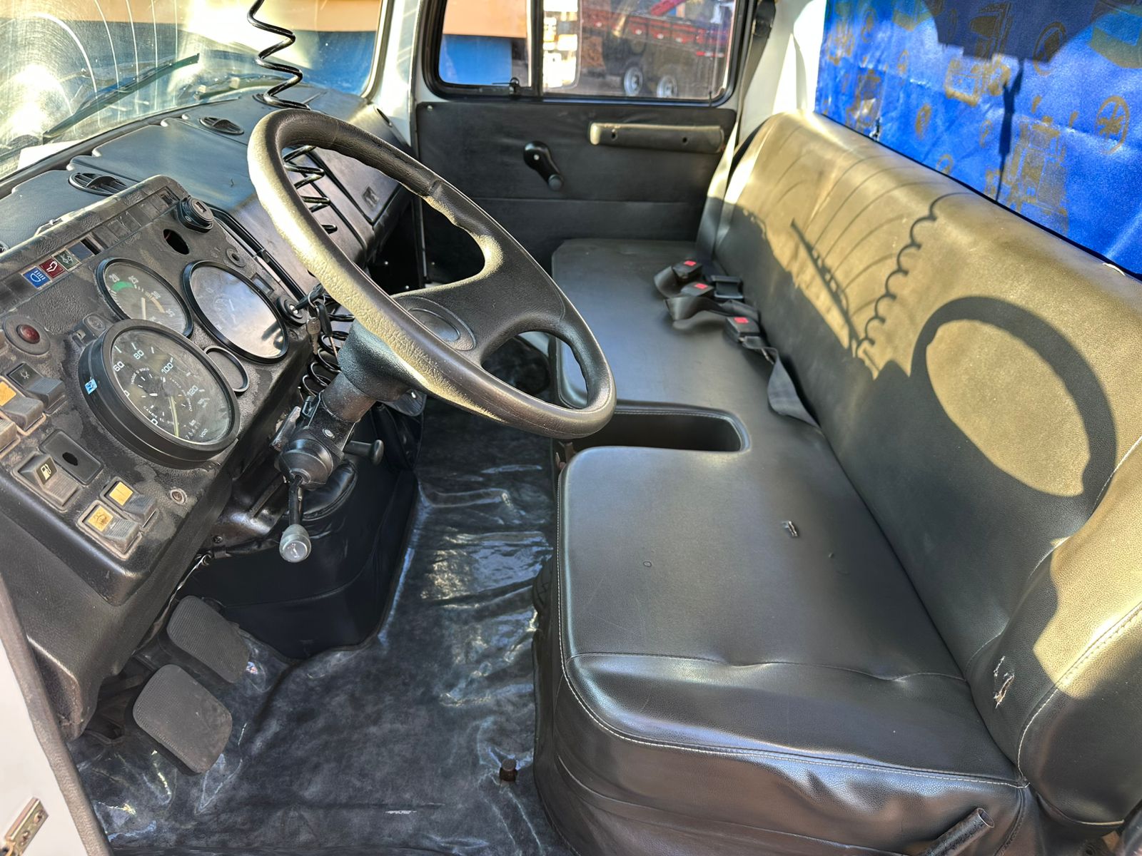 MB L 1518 6X2 - Imagem 25
