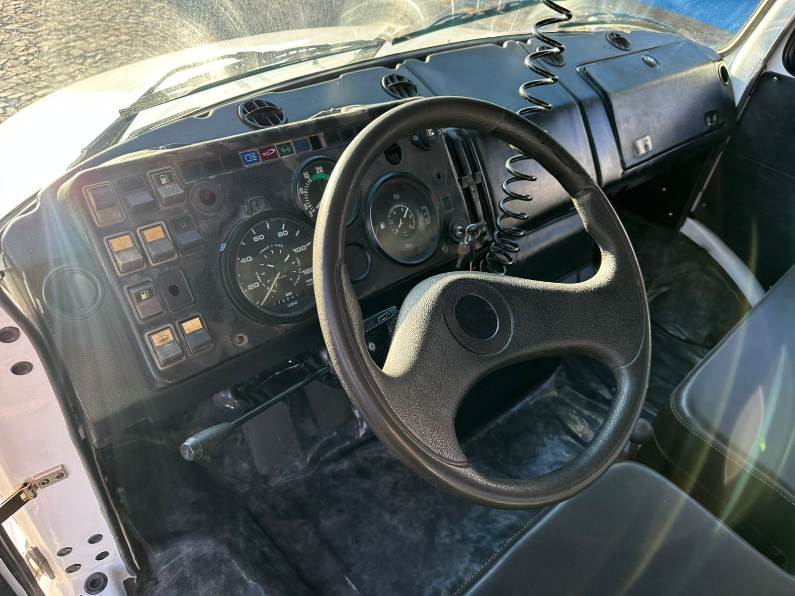 MB L 1518 6X2 - Imagem 27