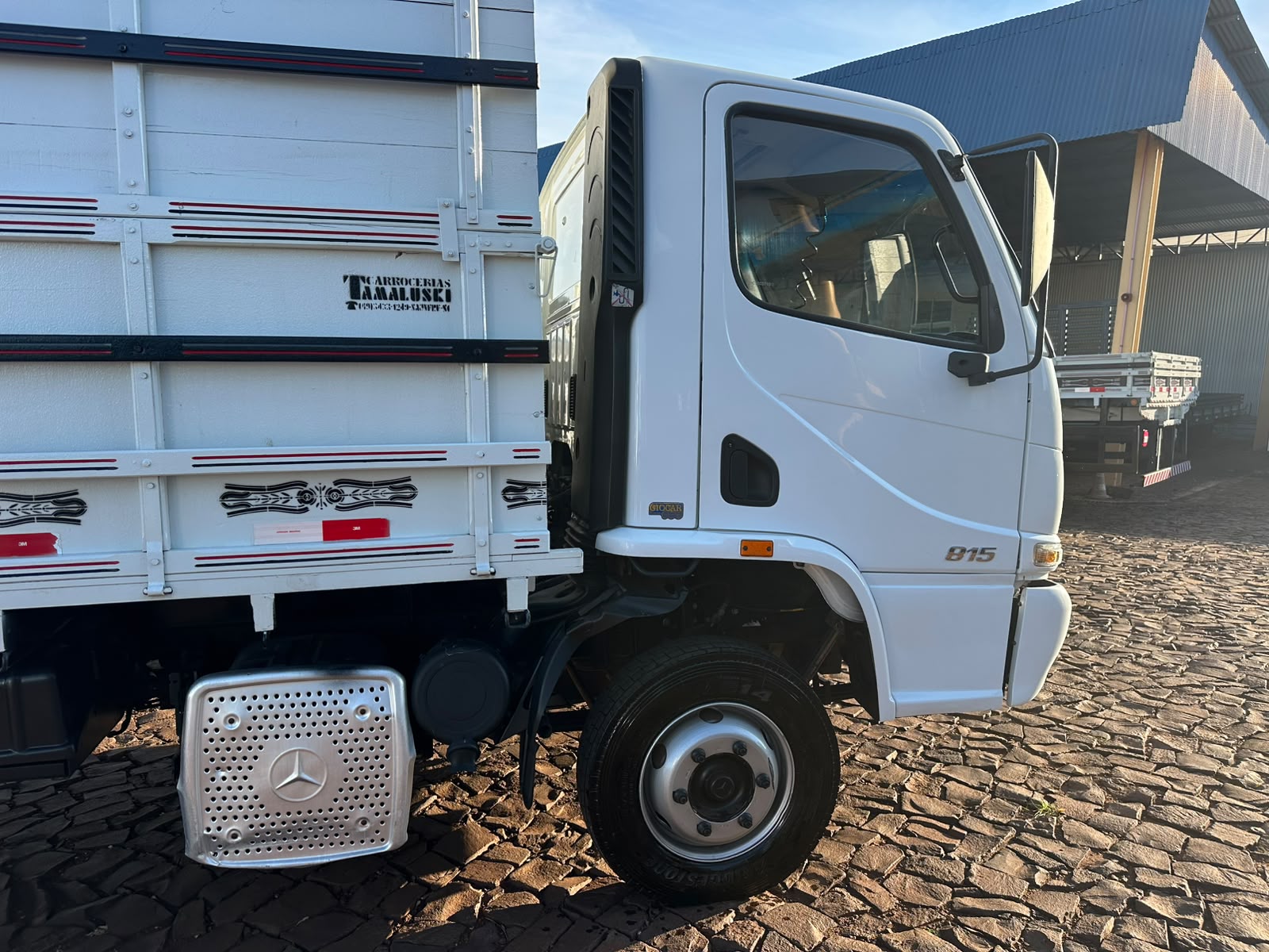 MB ACCELO 815 4X2 Boiadeira - Imagem 6