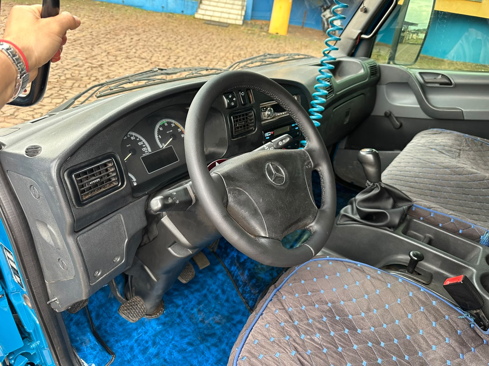 MB ACCELO 815 4X2 - Imagem 23