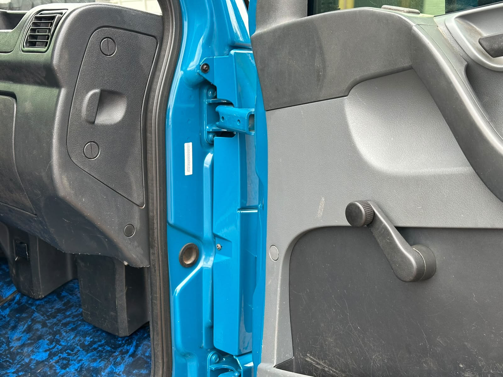 MB ACCELO 815 4X2 - Imagem 32