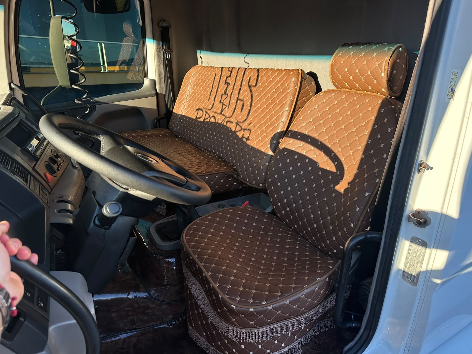VW 24250 CONSTELLATION 6X2 - Imagem 24
