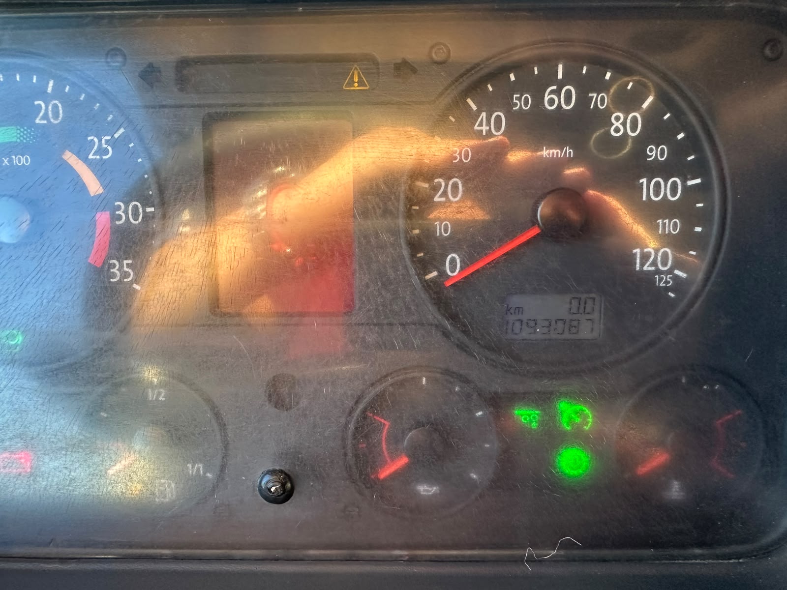 VW 24250 CONSTELLATION 6X2 - Imagem 32
