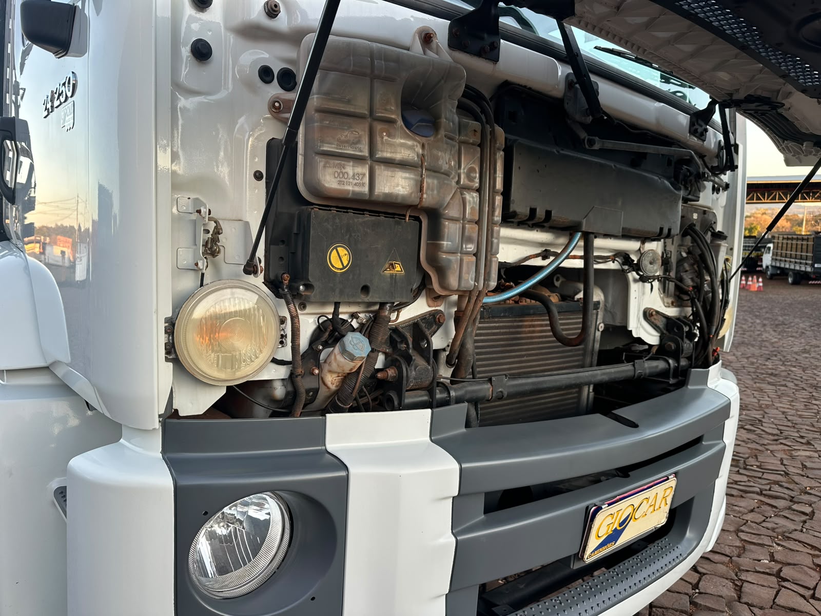 VW 24250 CONSTELLATION 6X2 - Imagem 41