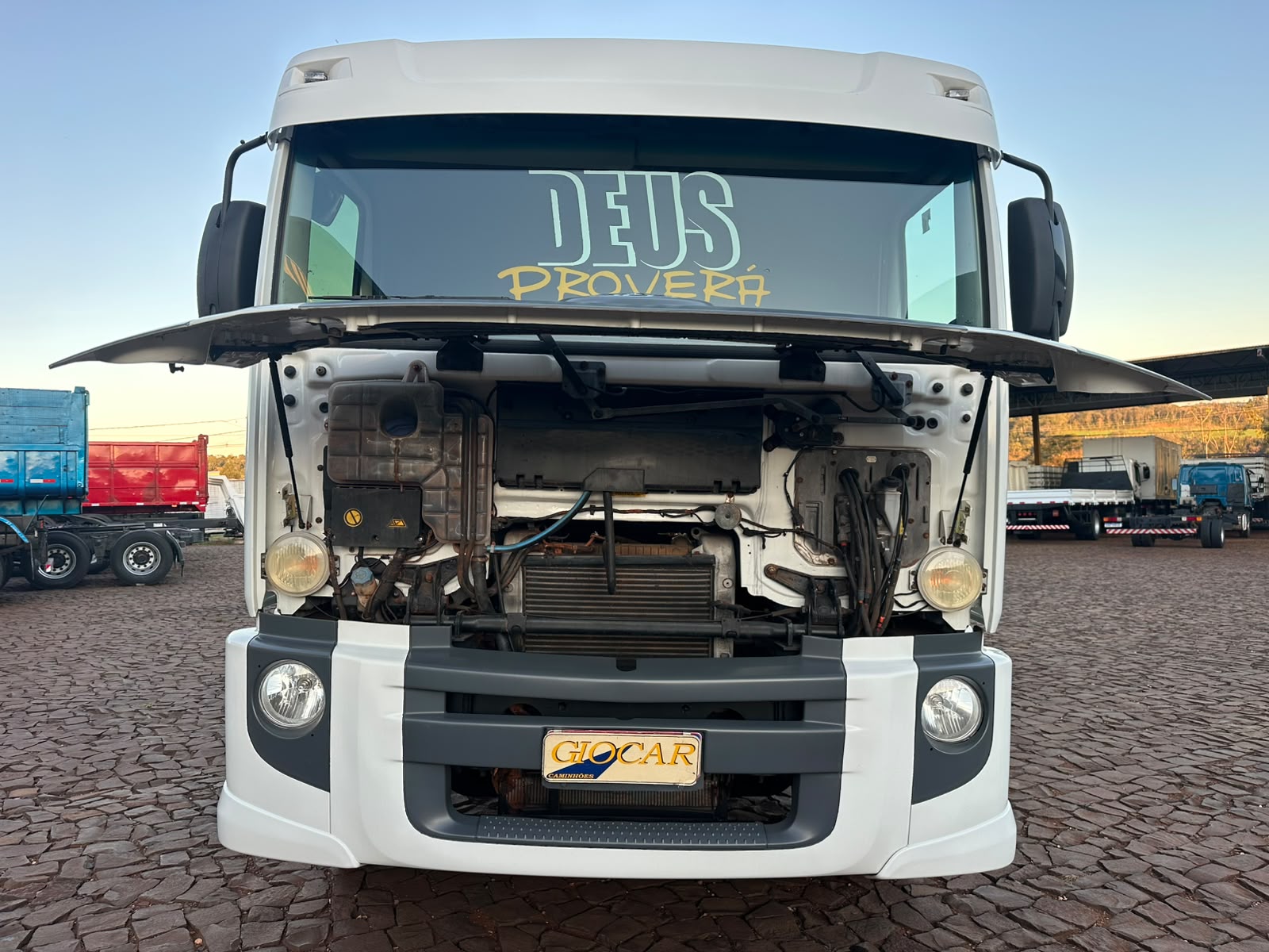 VW 24250 CONSTELLATION 6X2 - Imagem 44