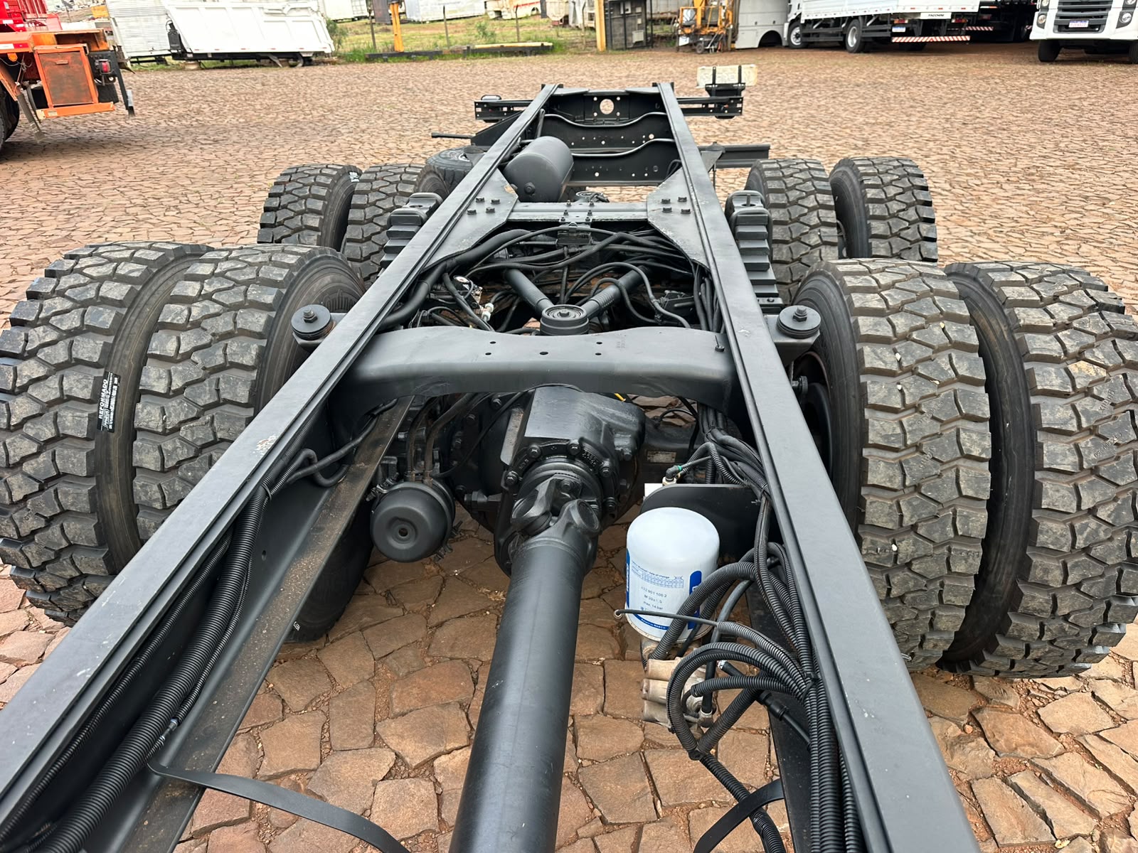 VW 31390 CONSTELLATION 6X4 - Imagem 20