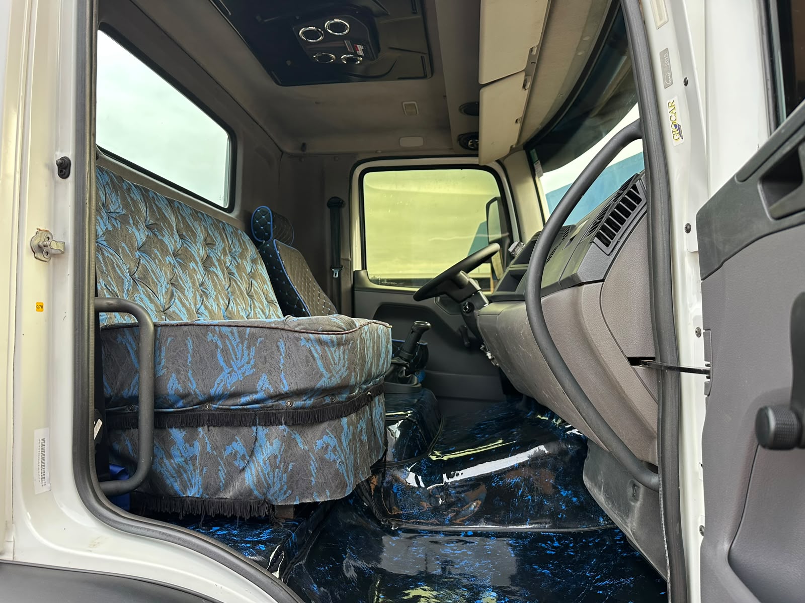 VW 31390 CONSTELLATION 6X4 - Imagem 32