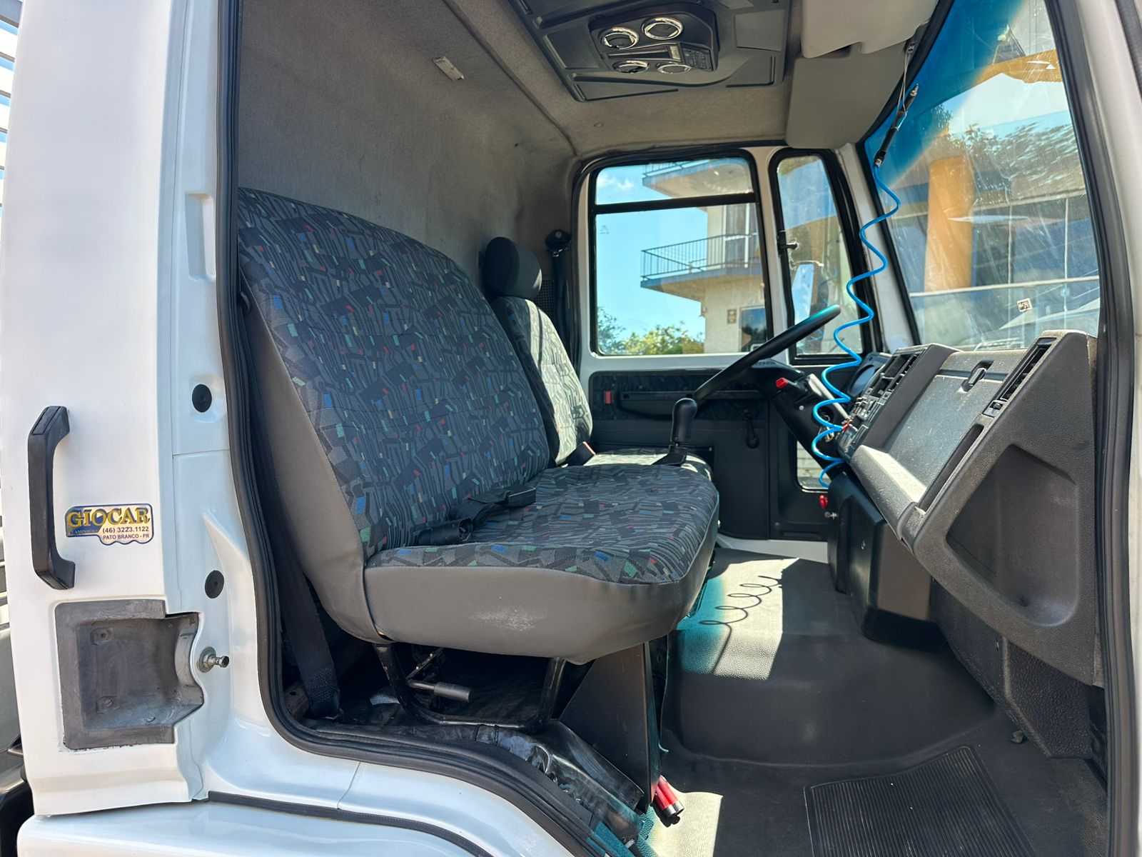 CARGO 815 4X2 - Imagem 29