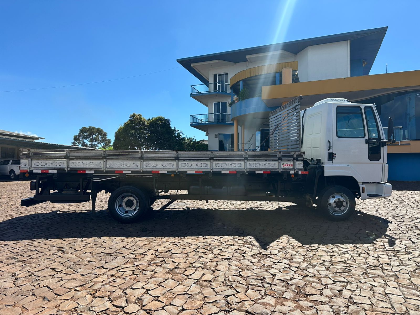 CARGO 815 4X2 - Imagem 10