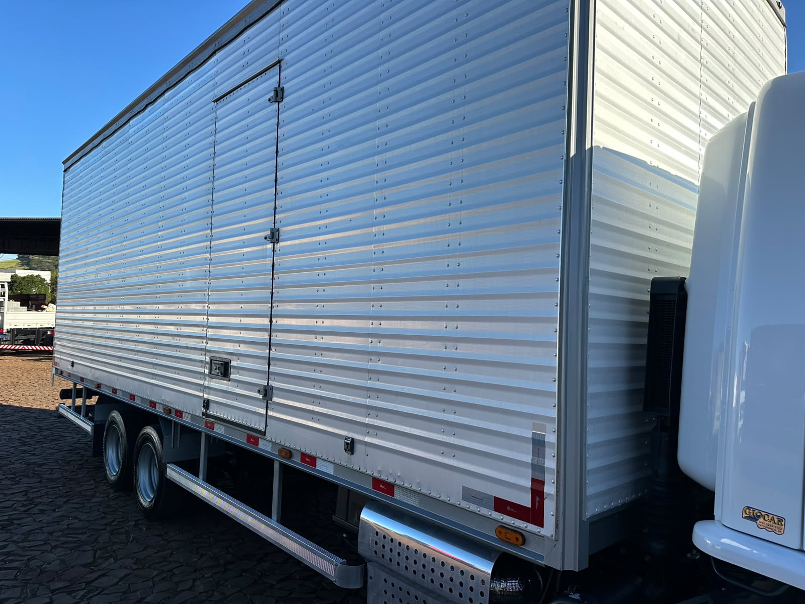 MB ACCELO 1317 CE 6X2 - Imagem 7