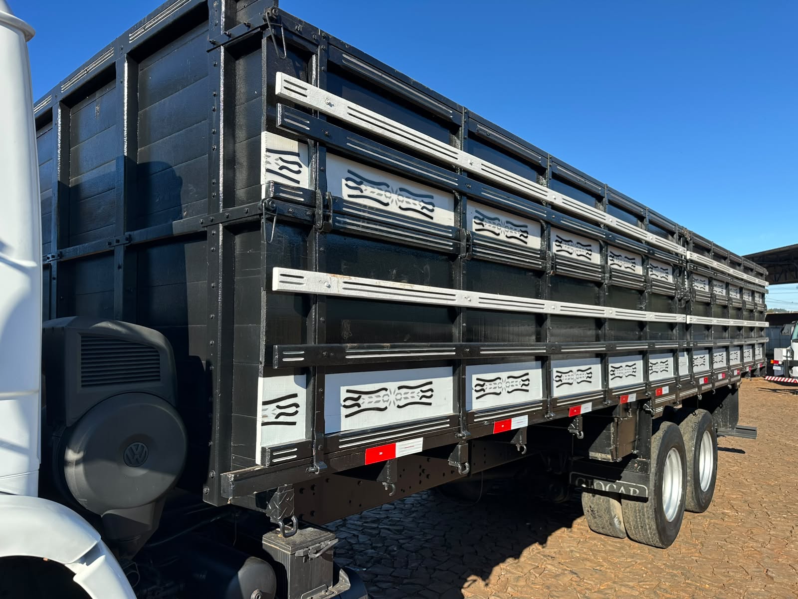 VW 24220 WORKER 6X2 - Imagem 20