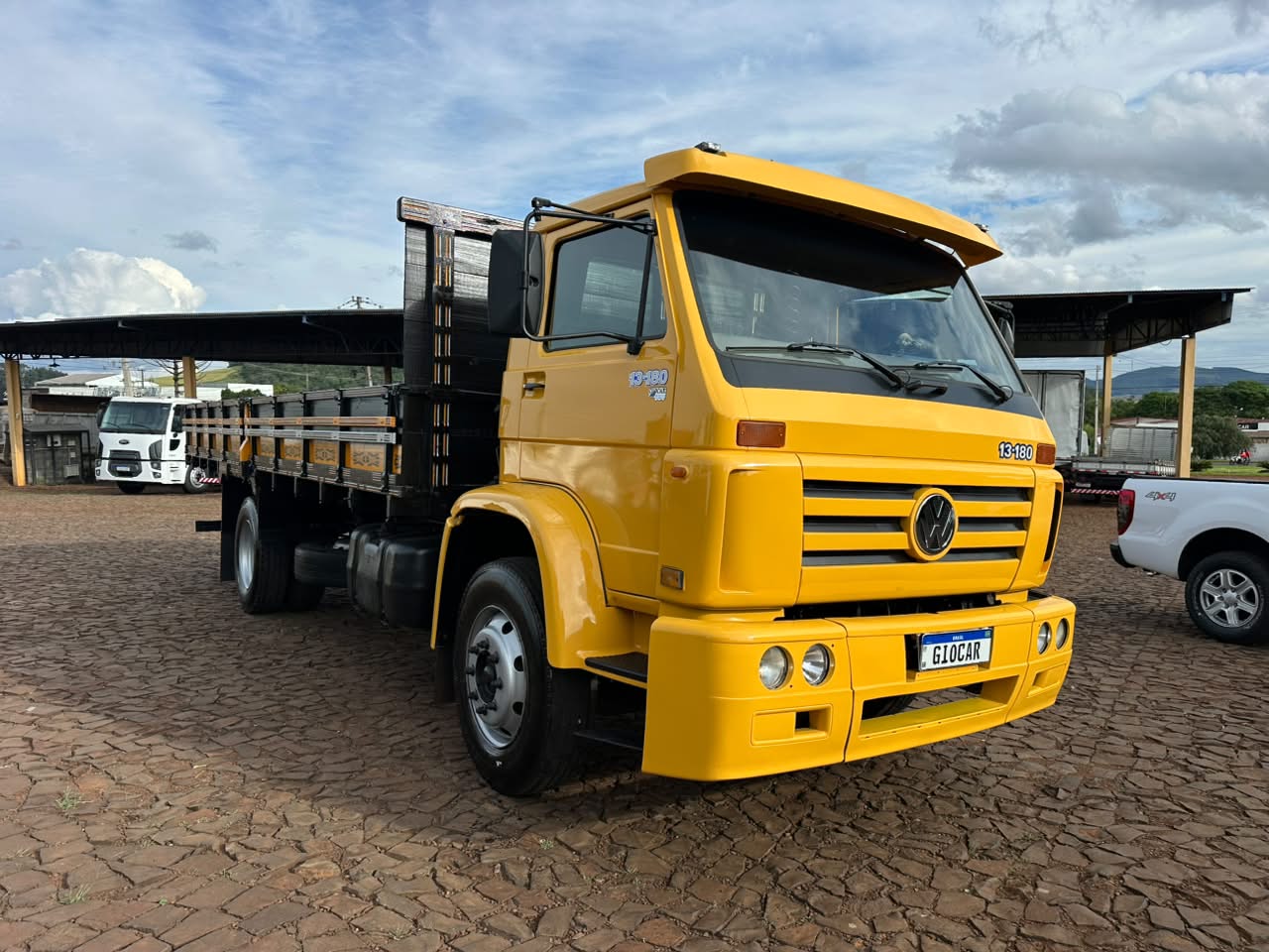 VW 13180 WORKER 4X2